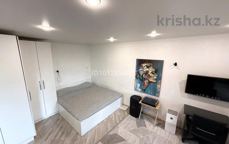 1-бөлмелі пәтер · 30.5 м² · 5/5 қабат, мкр Новый Город, Ержанова 30, бағасы: 14 млн ₸ в Караганде, Казыбек би р-н — фото 2