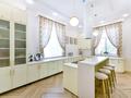 Отдельный дом · 14 комнат · 870 м² · 15.5 сот., Депутатский городок — Набережная реки Есиль, рядом с центром Столицы за ~ 1.2 млрд ₸ в Астане, Сарайшык р-н