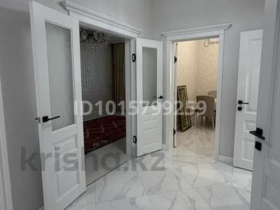 3-бөлмелі пәтер · 95 м² · 2/5 қабат, проспект Тауелсыздык 4, бағасы: 500 000 ₸ в 