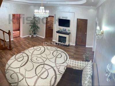 Жеке үй · 5 бөлме · 265 м² · 250 жүзд., мкр Нурсая 33 — Габдиева, бағасы: 83 млн ₸ в Атырау