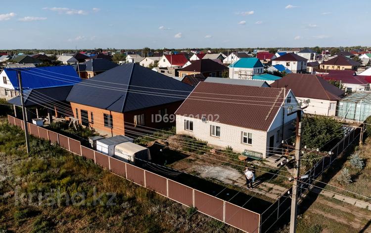 Отдельный дом · 6 комнат · 317 м² · 10 сот., мкр Жулдыз 41 — Азербайжана мамбетова за 65 млн ₸ в Уральске — фото 2