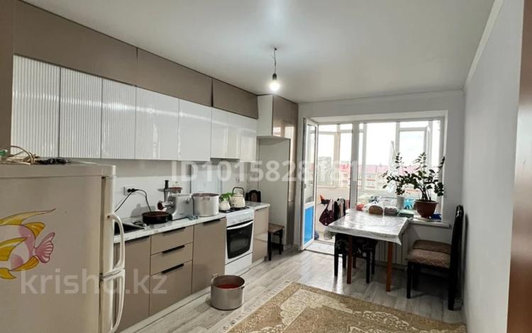 1-бөлмелі пәтер · 47 м² · 7/10 қабат, Самал 86, бағасы: 17.5 млн ₸ в Уральске — фото 2