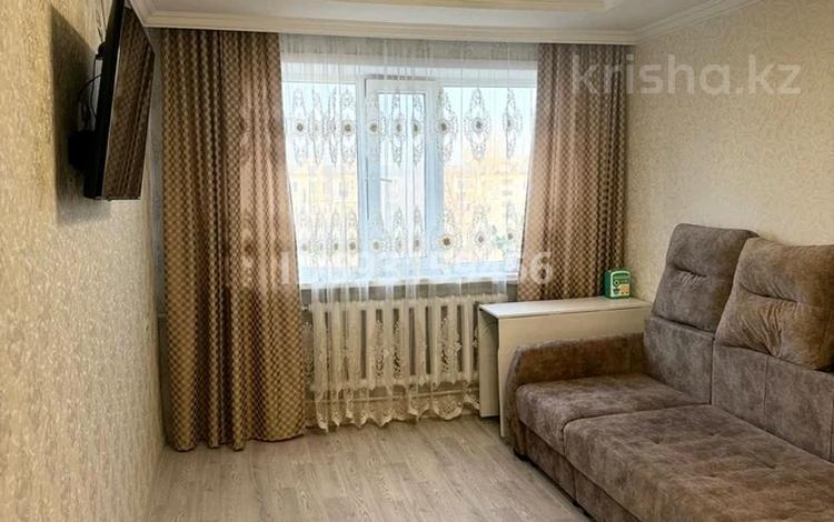 3-комнатная квартира, 61 м², 5/5 этаж, мкр Юго-Восток 28 за 20 млн 〒 в Караганде, Казыбек би р-н — фото 2