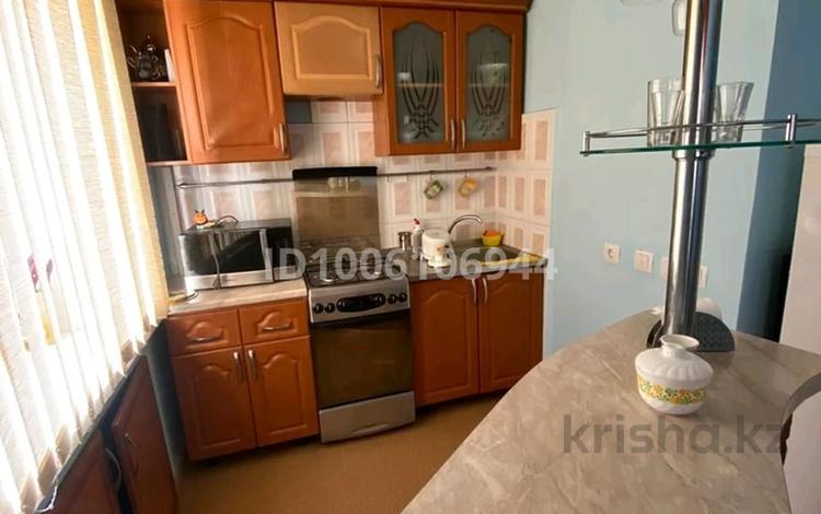 3-комнатная квартира · 56 м² · 2/4 этаж, Азаттык 63 — Азаттык за 22.5 млн ₸ в Атырау — фото 2