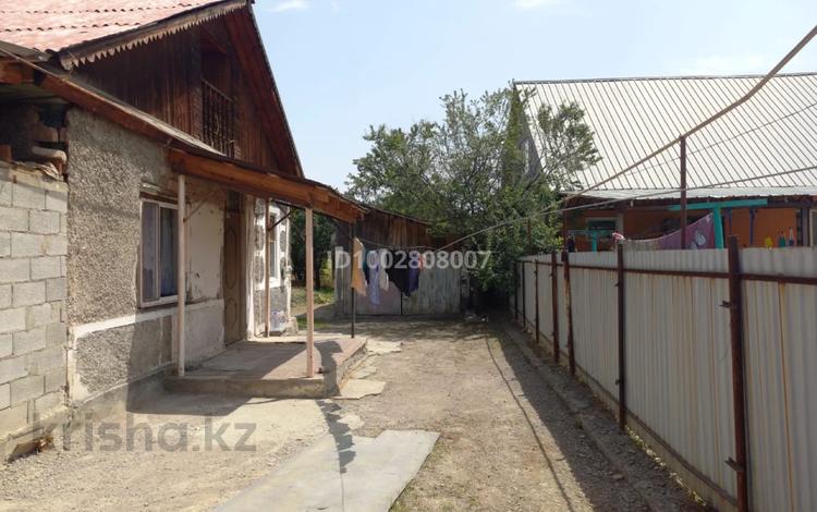 Отдельный дом · 3 комнаты · 80 м² · 4 сот., Абая за 16.9 млн ₸ в  — фото 2