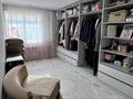 Жеке үй · 5 бөлме · 250 м² · 10 жүзд., Кенесары хана ., бағасы: 42 млн ₸ в Актобе, жилой массив Акжар-2 — фото 12
