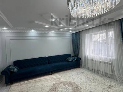 Жеке үй · 5 бөлме · 250 м² · 10 жүзд., Кенесары хана ., бағасы: 42 млн ₸ в Актобе, жилой массив Акжар-2