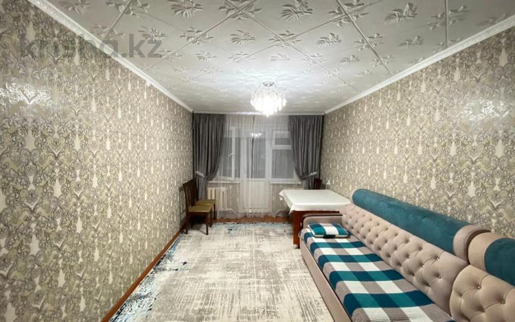 2-бөлмелі пәтер · 45 м² · 5/5 қабат, Акбулак ш/а., бағасы: 10.8 млн ₸ в Таразе, мкр Акбулак — фото 11