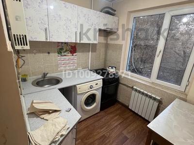1-бөлмелі пәтер · 30 м² · 3/5 қабат, 16-й микрорайон, 16-й микрорайон 15-38 — Остановка Лайм Уют, бағасы: 13.5 млн ₸ в Шымкенте, Аль-Фарабийский р-н