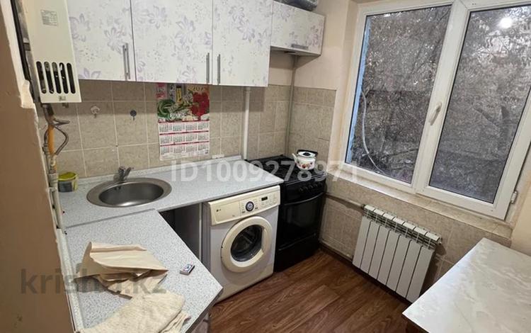 1-бөлмелі пәтер · 30 м² · 3/5 қабат, 16-й микрорайон, 16-й микрорайон 15-38 — Остановка Лайм Уют, бағасы: 13.5 млн ₸ в Шымкенте, Аль-Фарабийский р-н — фото 2