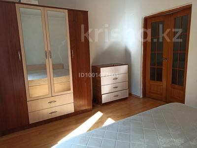 Аренда квартир в Алматы: 2-комнатная квартира · 48 м² · 2 этаж, Орманова — Толе би за 220 000 〒 2-комнатная квартира · 48 м² · 2 этаж, Орманова — Толе би за 220 000 〒 в Алматы, Медеуский р-н
