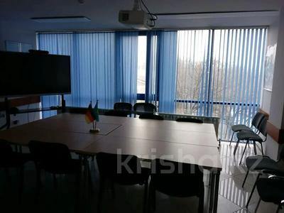 Аренда коммерческой недвижимости в Алматы: Свободное назначение, офисы, фитнес и спорт, образование, конференц-залы, кабинеты и рабочие места, студии · 555 м² за 6.5 млн 〒 Свободное назначение, офисы, фитнес и спорт, образование, конференц-залы, кабинеты и рабочие места, студии · 555 м² за 6.5 млн 〒 в Алматы, Бостандыкский р-н