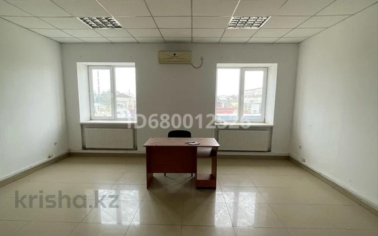 Офисы • 31 м² за 124 000 〒 в Атырау — фото 2