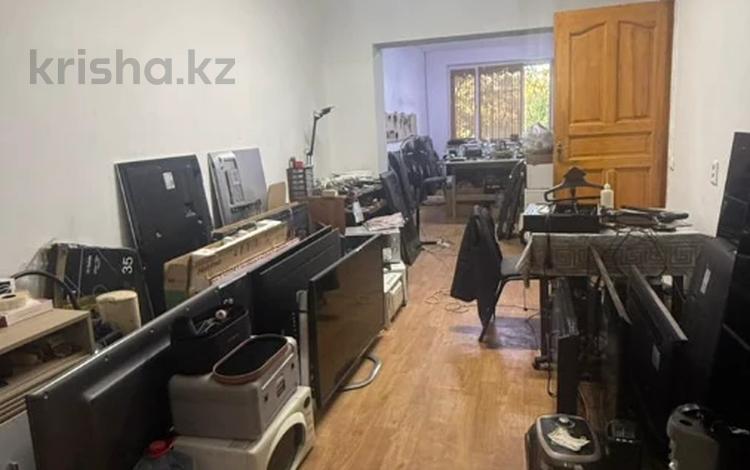 Магазины и бутики · 58 м² за 18 млн ₸ в Актау, 12-й мкр — фото 2