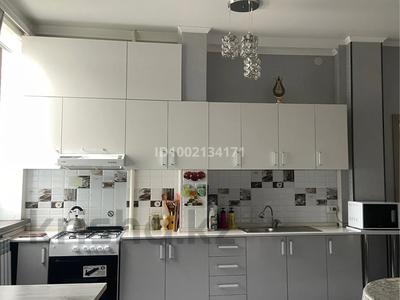 3-комнатная квартира · 61.1 м² · 1/5 этаж, 15-й микрорайон, 15-й мкр 1/2 — ул Аймаутова, со стороны роддома Фосфорной больницы за 26.8 млн 〒 в Шымкенте, Аль-Фарабийский р-н