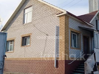 Отдельный дом · 7 комнат · 200 м², Пожарная 7 — Мечети Тыныбая за 600 000 〒 в Семее, Красный Кордон