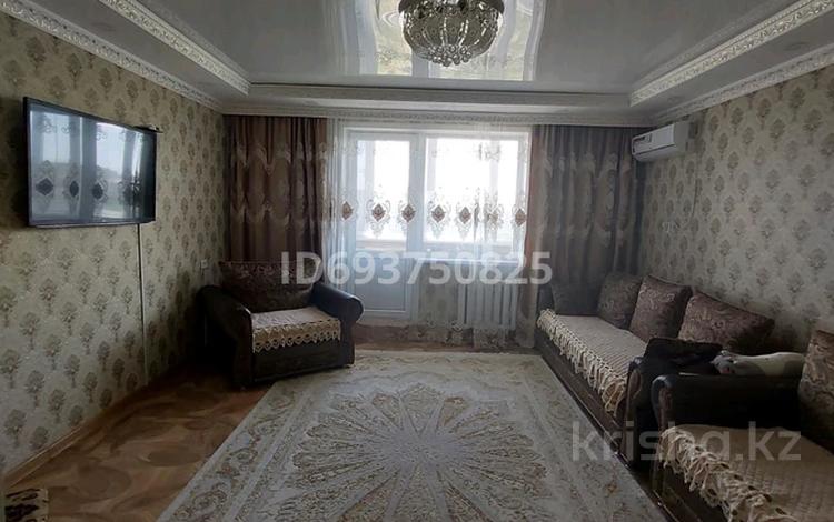 4-комнатная квартира, 86 м², 9/9 этаж помесячно, Утепбаева 50 за 220 000 〒 в Семее — фото 2