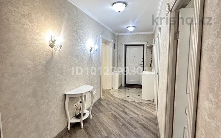 4-бөлмелі пәтер · 143.5 м² · 4/5 қабат, мкр 4, Абулхаир хана 171, бағасы: 60 млн ₸ в Уральске — фото 2