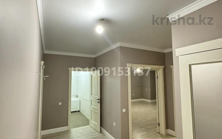 2-бөлмелі пәтер · 90.1 м² · 4/5 қабат, мкр. Алтын орда, Улица Халел Досмуханбетулы 18, бағасы: 45 млн ₸ в Актобе — фото 11