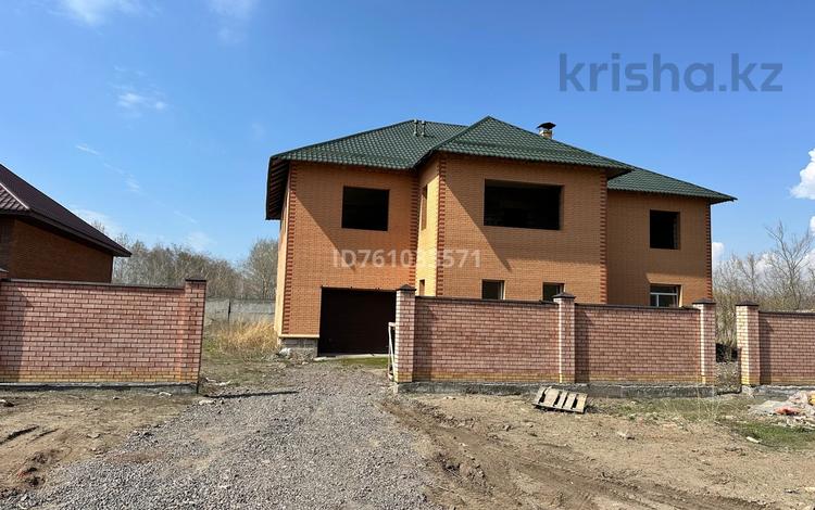 Отдельный дом · 6 комнат · 496 м² · 14 сот., Республики 209/1 за 32.9 млн 〒 в Темиртау — фото 33