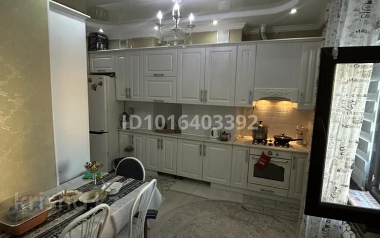 2-комнатная квартира · 75 м² · 6/6 этаж, 14-й мкр 87 за 250 000 ₸ в Актау — фото 2