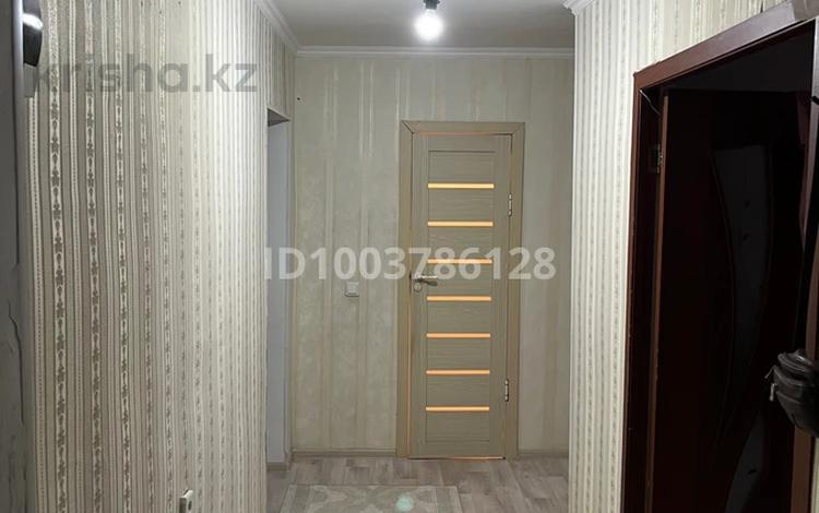 2-бөлмелі пәтер · 56.8 м² · 3/4 қабат, Пр.Сатпаева 156 — №16 школы, бағасы: 21 млн ₸ — фото 2