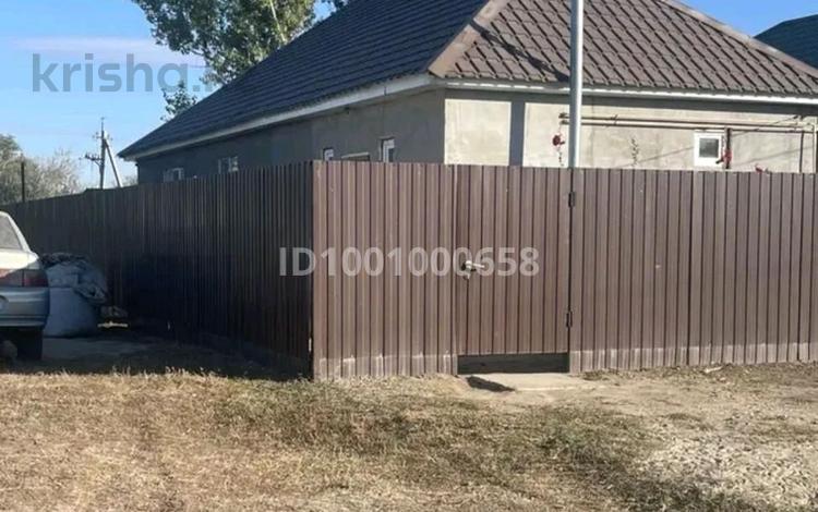 Отдельный дом · 4 комнаты · 103.8 м² · 4 сот., Юг 5/1 — Юг за 26 млн 〒 в Мичуринское — фото 2