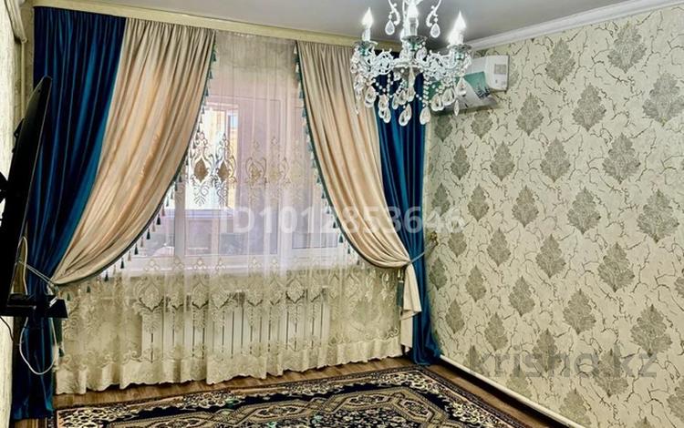 3-бөлмелі пәтер · 57 м² · 2/5 қабат, Аль-Фараби 13, бағасы: 11 млн ₸ в Шардара — фото 2