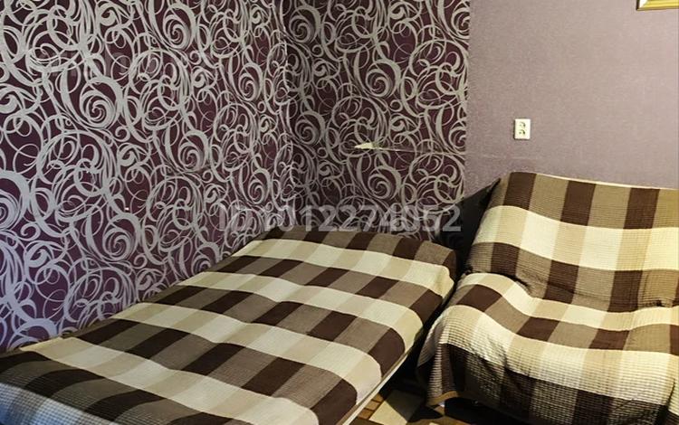 2-комнатная квартира · 45 м² · 5/5 этаж, ул. Ержанова 39 за 10 000 ₸ в Караганде — фото 6