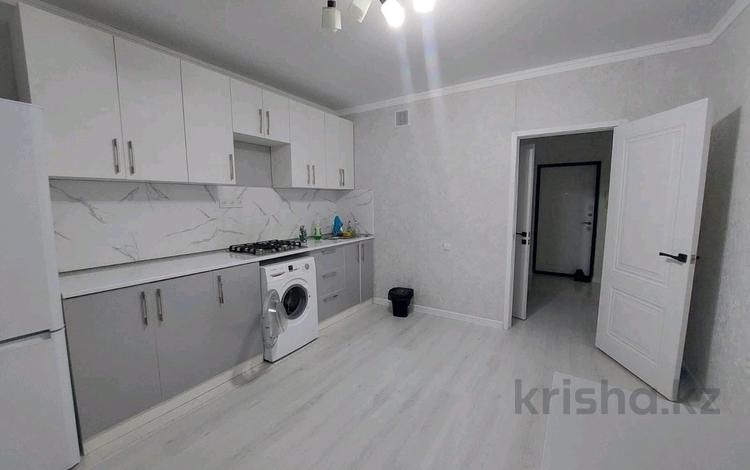 2-комнатная квартира, 60 м², 5/5 этаж помесячно, Бирлик 27 за 160 000 〒 в Талдыкоргане, мкр Бирлик — фото 2