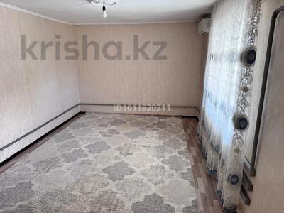 Жеке үй · 3 бөлме · 70 м² · 10 сот., Рақымжан Қошқарбаев 82, бағасы: 15 млн ₸ в Арыси
