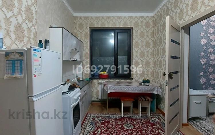 2-комнатная квартира, 50 м², 1/2 этаж посуточно, Мұстафа шоқаи за 7 000 〒 в Туркестане — фото 2