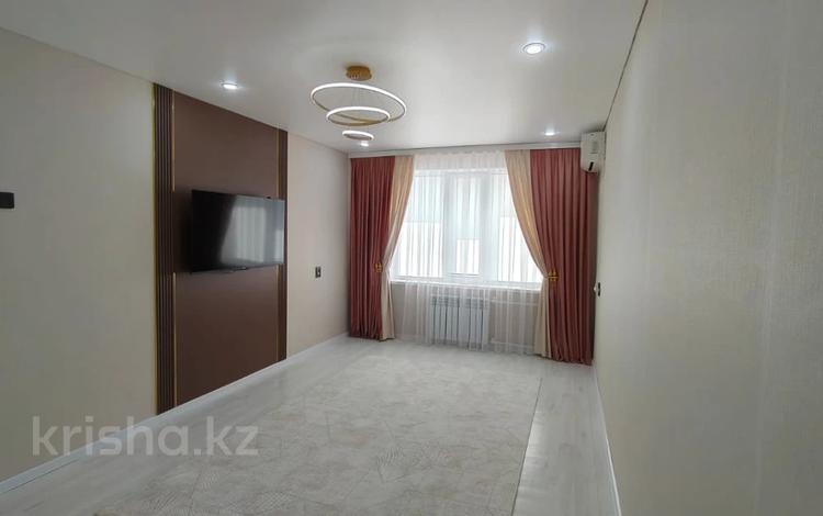 2-комнатная квартира · 52 м² · 4/5 этаж, мкр 11 за 17.5 млн ₸ в Актобе — фото 2