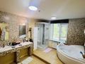 6-комнатная квартира · 240 м² · 5/15 этаж, Наурызбай батыра 152 за 300 млн ₸ в Алматы, Бостандыкский р-н — фото 5