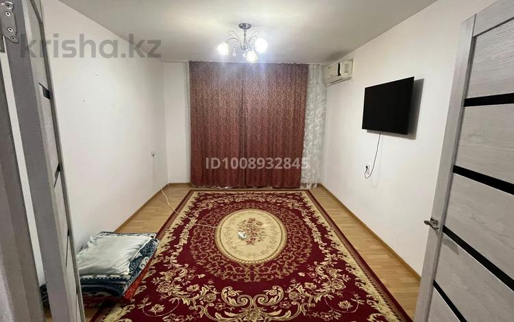 4-бөлмелі пәтер · 78 м² · 2/5 қабат, мкр СМП 163, Смп-163 3 — Дина базар, бағасы: 30 млн ₸ в Атырау — фото 2