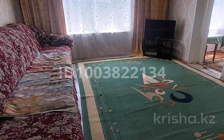Дом · 4 комнаты · 100 м², Торайгырова 12 за 30 000 ₸ в  — фото 2