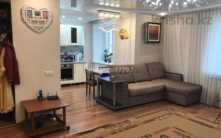 3-комнатная квартира · 80 м² · 4/9 этаж, Победы 13 за 250 000 ₸ в Усть-Каменогорске, Ульбинский — фото 2