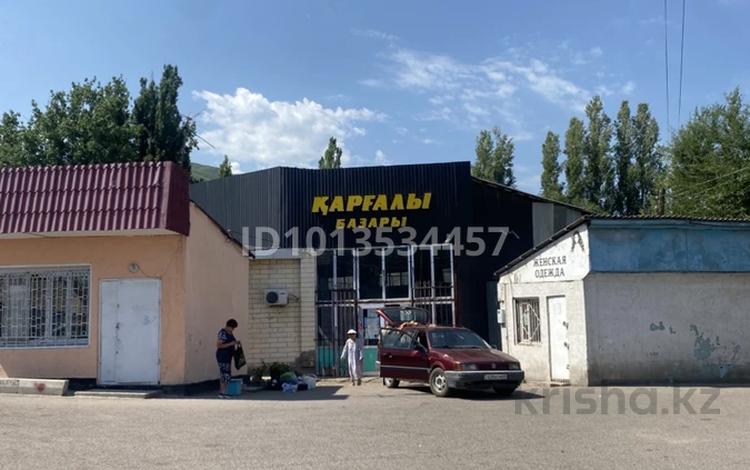 Свободное назначение, магазины и бутики, склады, общепит, салоны красоты · 1400 м² за 70 млн ₸ в Каргалы (п. Фабричный) — фото 2