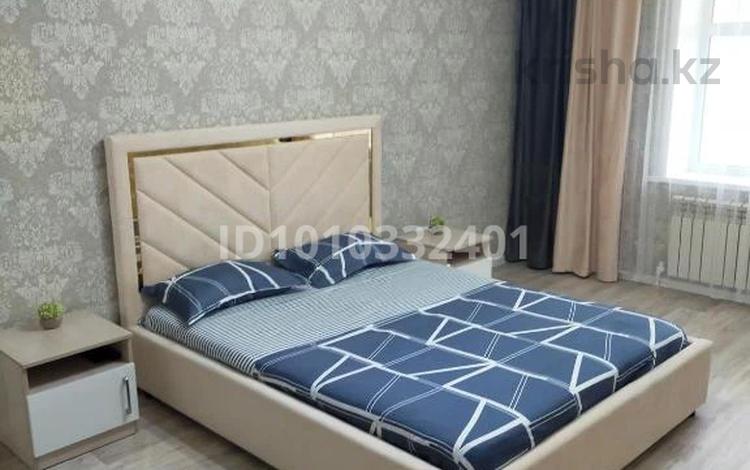 1-бөлмелі пәтер · 48 м² · 6/9 қабат, Центр — Центр.Red/Gold.Круглосуточно, бағасы: 12 000 ₸ в Костанае — фото 2
