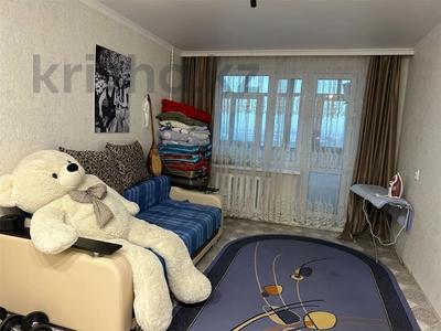 1-комнатная квартира, 34 м², 8/10 этаж, 8 микрорайон за 7.4 млн 〒 в Темиртау