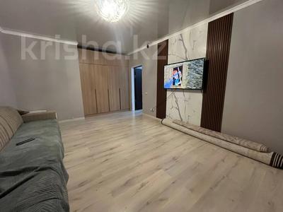 Продажа квартир в Астане: 1-комнатная квартира · 50 м² · 2/13 этаж, Кошкарбаева 68 за 18 млн 〒 1-комнатная квартира · 50 м² · 2/13 этаж, Кошкарбаева 68 за 18 млн 〒 в Астане, Сарайшык р-н