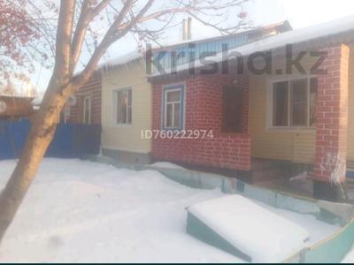 Продажа домов и дачи в Восточно-Казахстанской обл.: Часть дома · 4 комнаты · 90 м² · 14 сот., 4 микро район за 12.5 млн 〒 Часть дома · 4 комнаты · 90 м² · 14 сот., 4 микро район за 12.5 млн 〒 в Глубокое