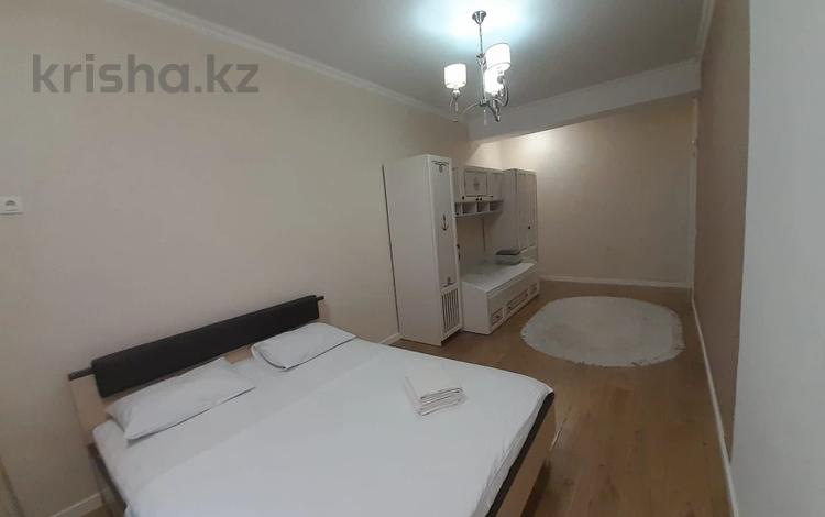 2-комнатная квартира · 93 м² · 7/19 этаж, 7-й мкр, Мкр.7а 20 за 250 000 ₸ в Актау — фото 2