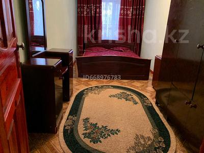 1-бөлмелі пәтер, 56 м², 5/5 қабат тәулігіне, Акбулак 4, бағасы: 5 000 〒 в Таразе