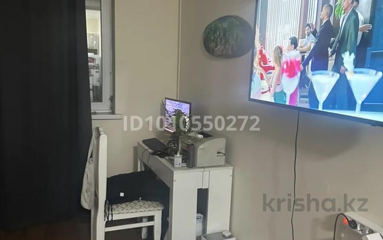 2-комнатная квартира · 55 м² · 1/12 этаж, Садвакасова 35 — Момышулы за 280 000 ₸ в Алматы, Ауэзовский р-н — фото 13