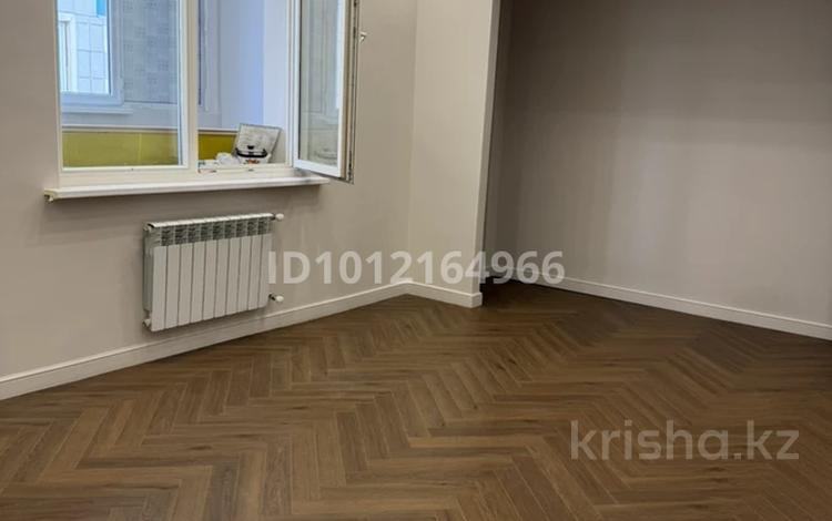 3-комнатная квартира · 150 м² · 13/22 этаж, Достык 160 за 115 млн 〒 в Алматы, Медеуский р-н — фото 2