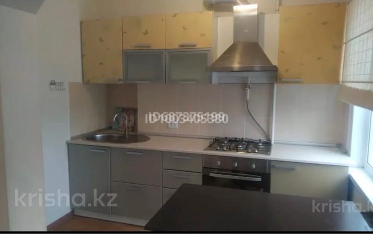 1-бөлмелі пәтер · 31 м² · 3/5 қабат, мкр 5, проспект Абая, бағасы: 11.2 млн ₸ в Актобе — фото 2