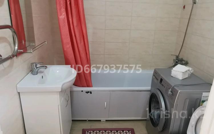 1-бөлмелі пәтер · 42 м² · 9/9 қабат, мкр Нуркент, Б. Момышулы, бағасы: 190 000 ₸ в Алматы, Алатауский р-н — фото 2