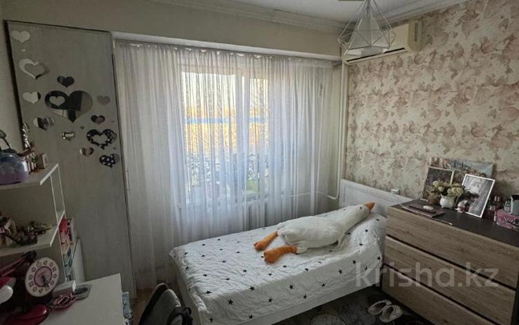 2-комнатная квартира, 60 м², 6/9 этаж, мкр Аксай-2А 68а за 33.5 млн 〒 в Алматы, Ауэзовский р-н — фото 4