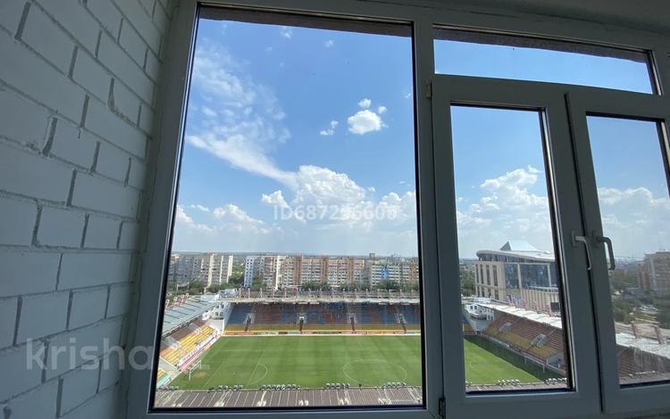 1-комнатная квартира · 49 м² · 10/10 этаж, Алии Молдагуловой 30б — Абулхаир-хана за 230 000 ₸ в Актобе — фото 7